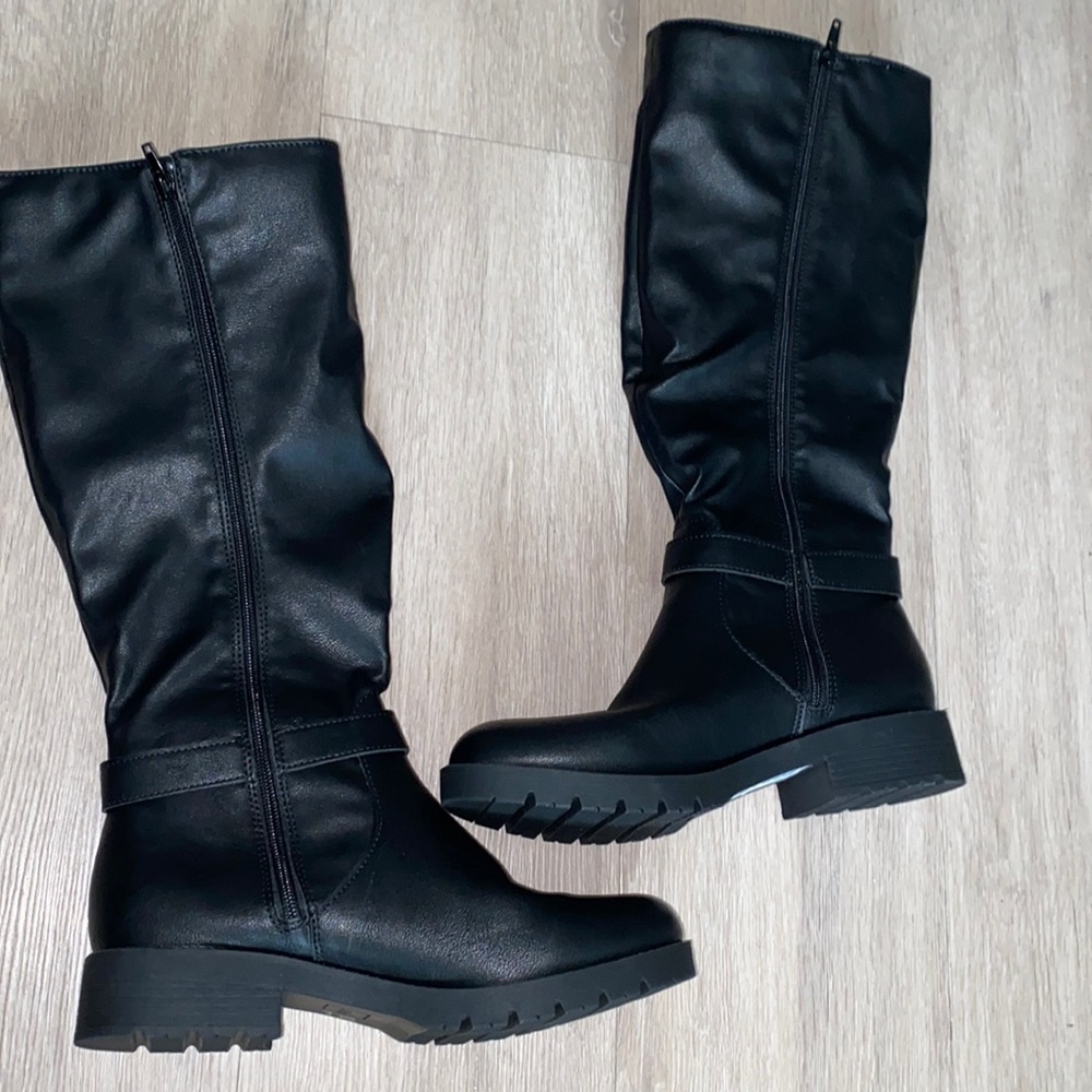 Me too knee high boots